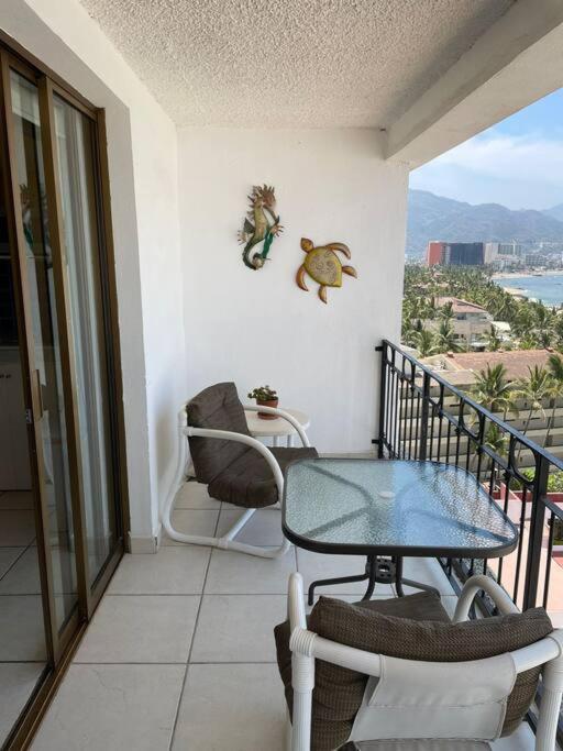Beachfront View Condo Beside La Isla Mall 푸에르토 발라타 외부 사진