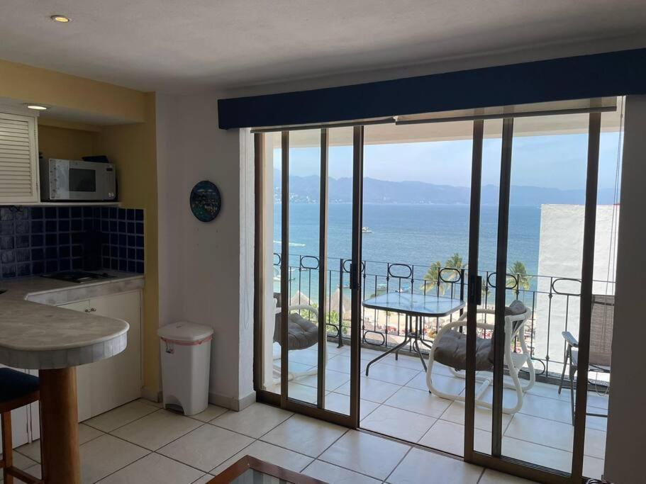 Beachfront View Condo Beside La Isla Mall 푸에르토 발라타 외부 사진