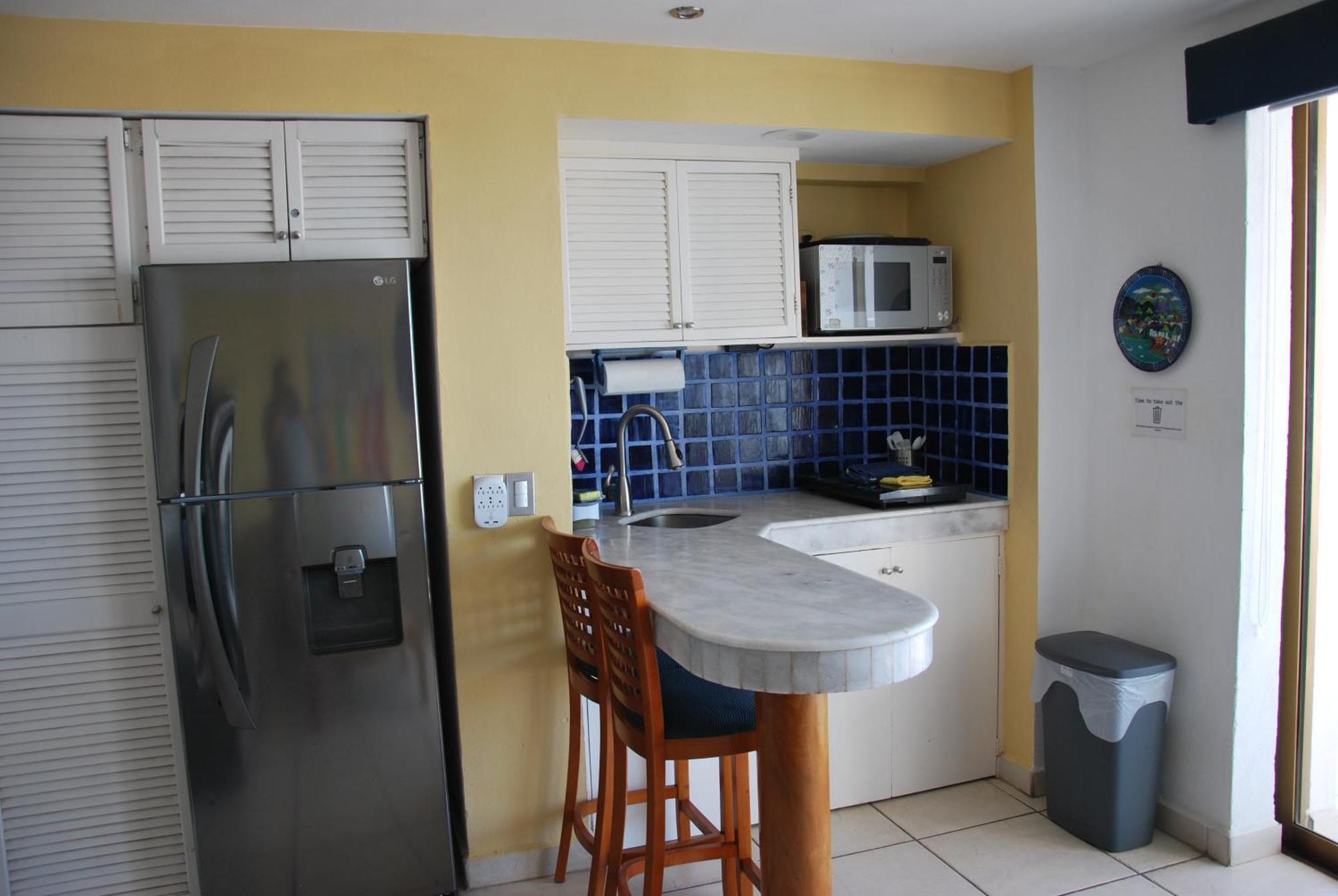 Beachfront View Condo Beside La Isla Mall 푸에르토 발라타 외부 사진